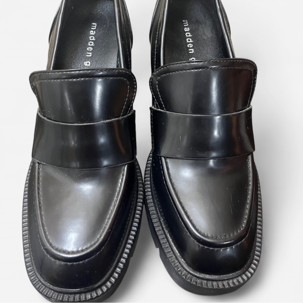 Women’s Black Heeled Loafers